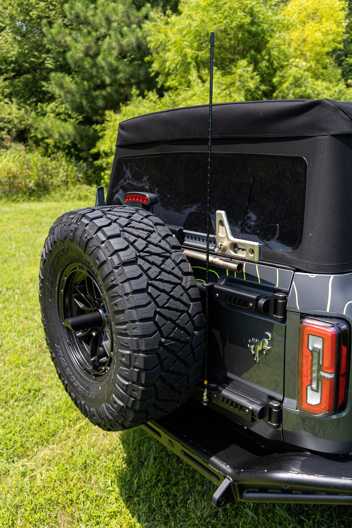 RTR Bronco CB Antenna Mount (21+ Bronco - ALL)