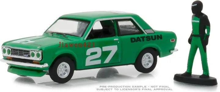 1:64 1970 Datsun 510 with Race Car Dartson with Racing driver