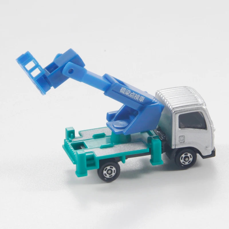 TAKARA TOMY Tomica NO.94 Isuzu Bridge Maintenance Vehicle Motor