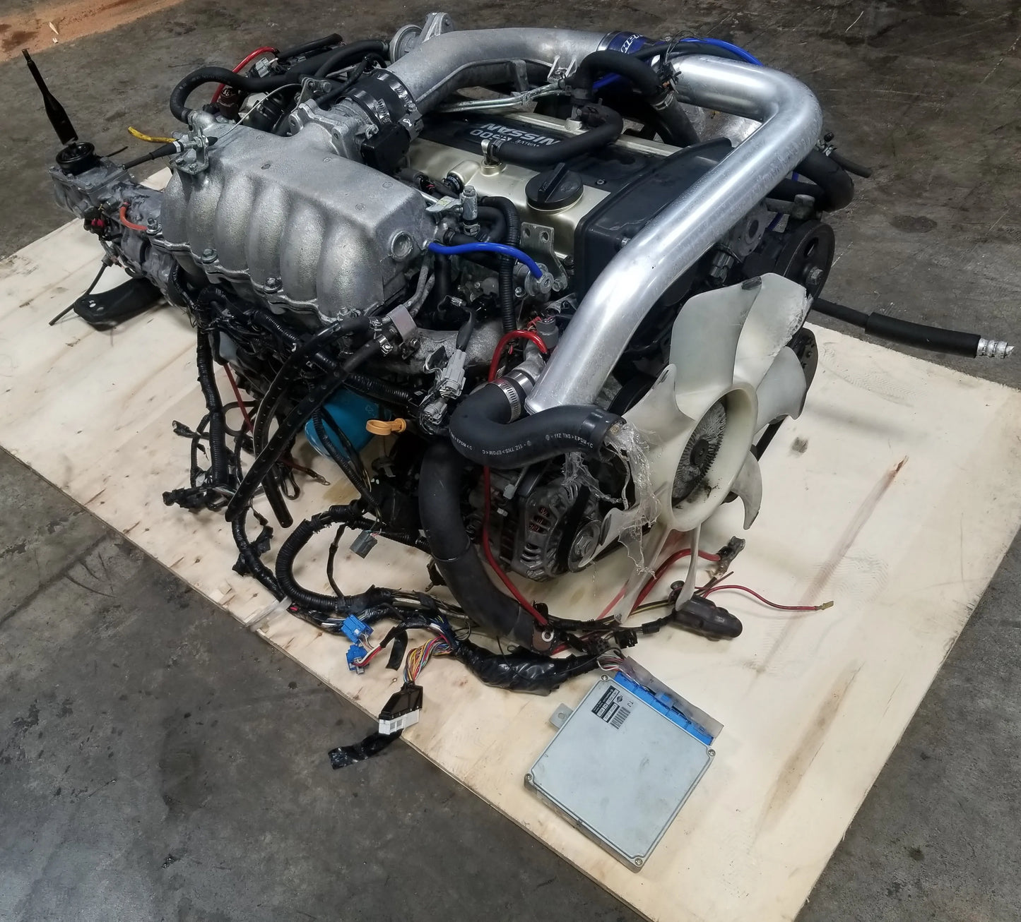 Used RB25 engine GTR RB26DETT R34 ENGINE WITH 6 SPEED GETRAG MT