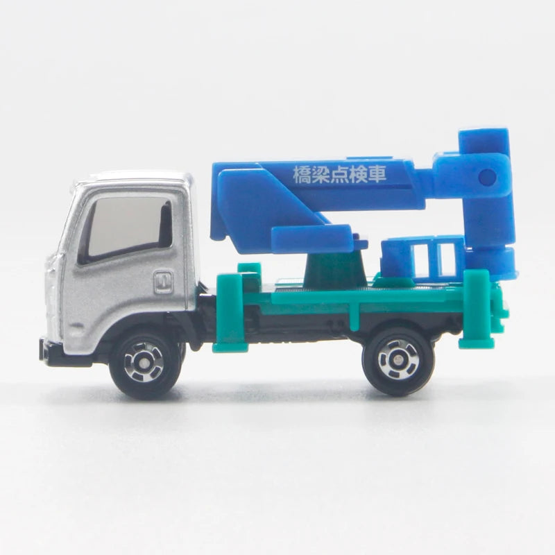 TAKARA TOMY Tomica NO.94 Isuzu Bridge Maintenance Vehicle Motor