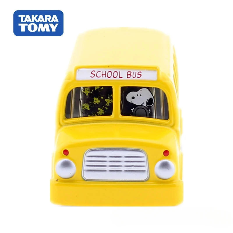 TAKARA TOMY Tomica NO.154 Snoopy School Bus Alloy Car Dream Series