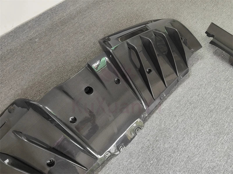 Used for Ferrari SF90 body kit dry carbon fiber OEM style rear