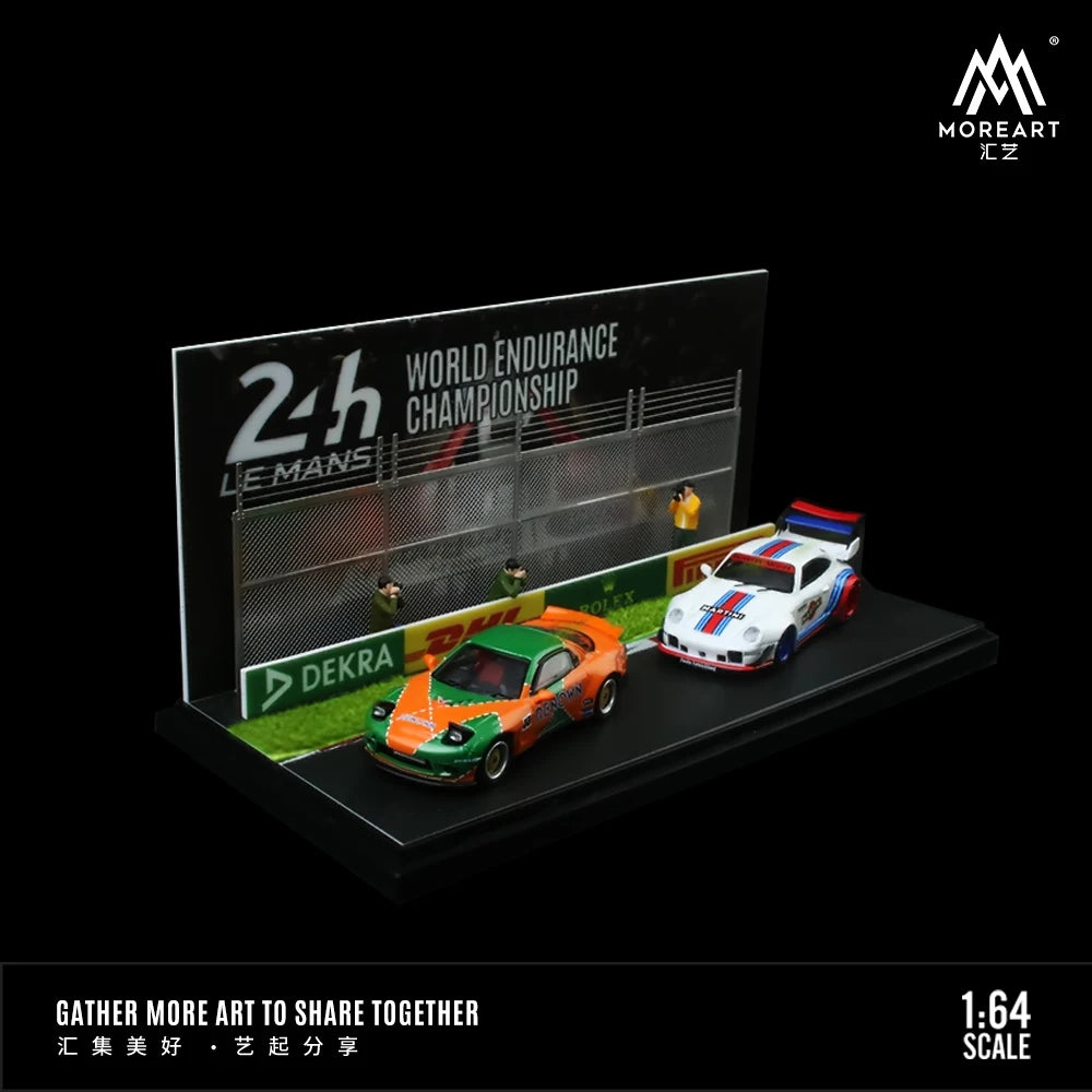 Timemicro&MoreArt 1:64 LE MANS 24H Scene - with dust cover