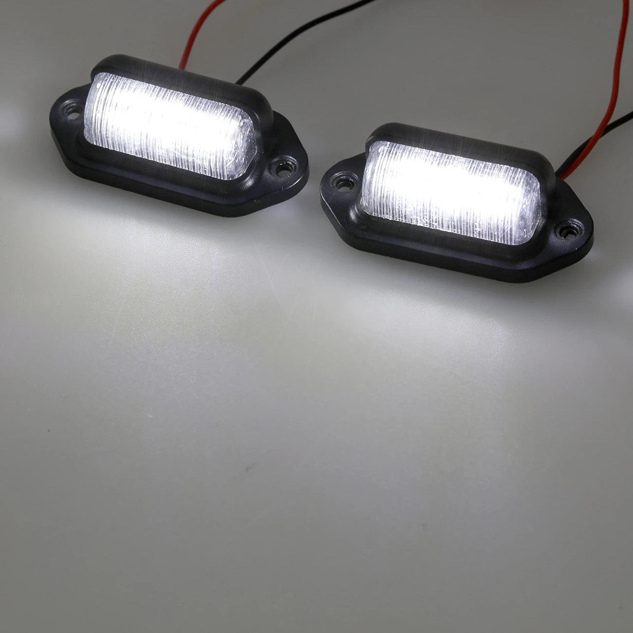 1Pair 12V 6 LED Universal Car License Plate Lamp for Bus / Trailer /