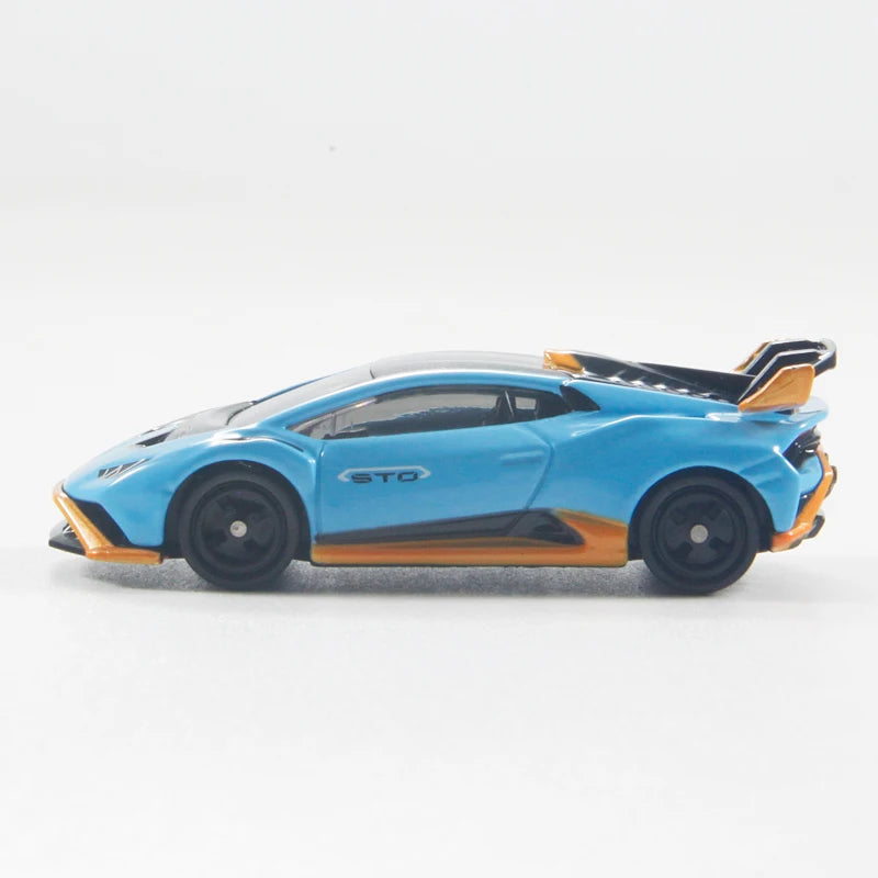 TAKARA TOMY Tomica NO.11 Lamborghini Hurricane Sports Car 1/62 Mini