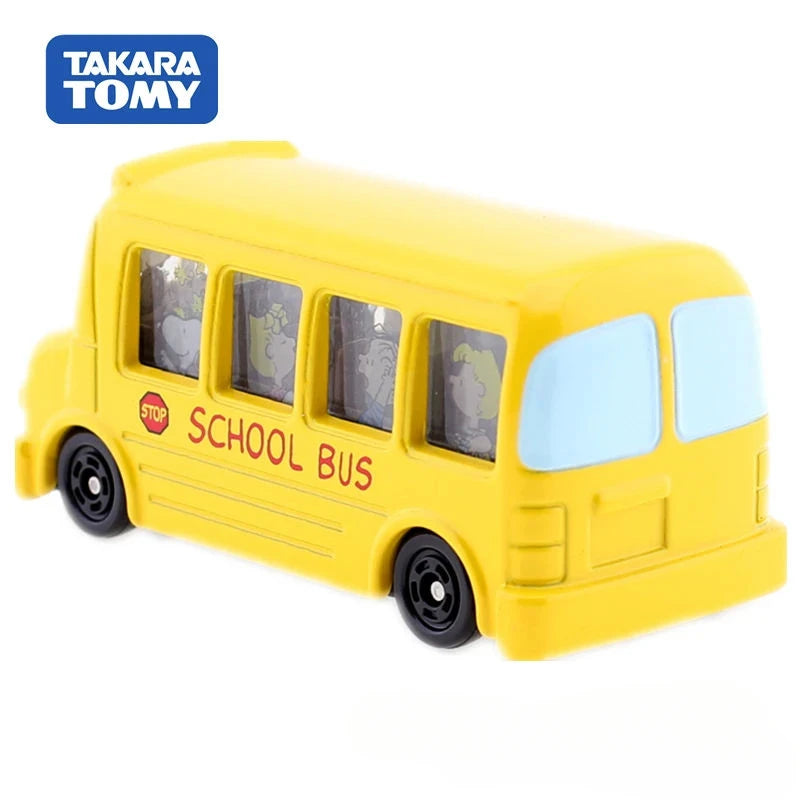 TAKARA TOMY Tomica NO.154 Snoopy School Bus Alloy Car Dream Series