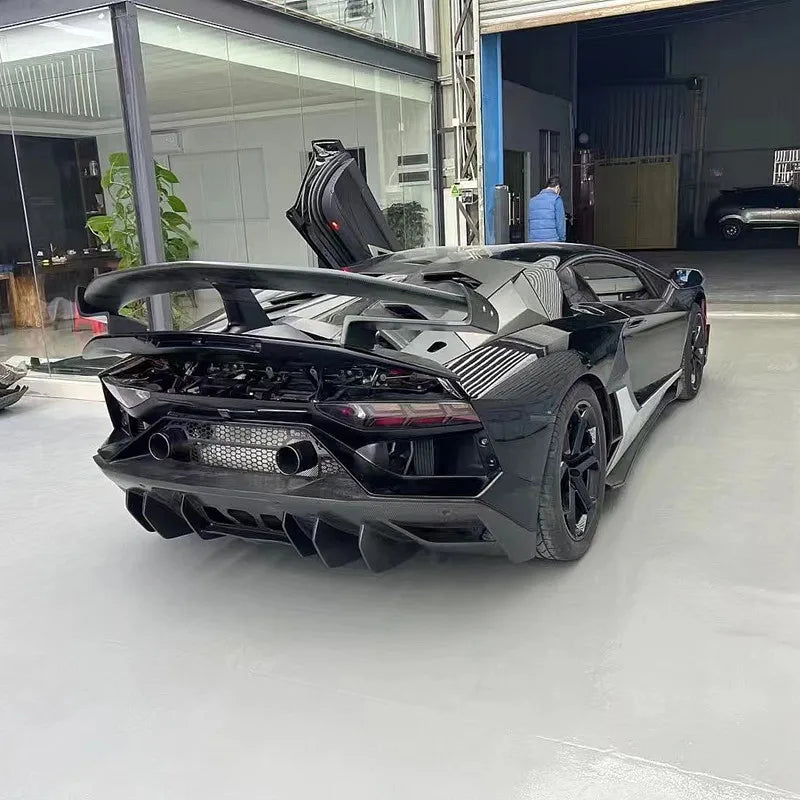 SVJ Style Body Kits Designed For Lamborghini Aventador LP700 LP720