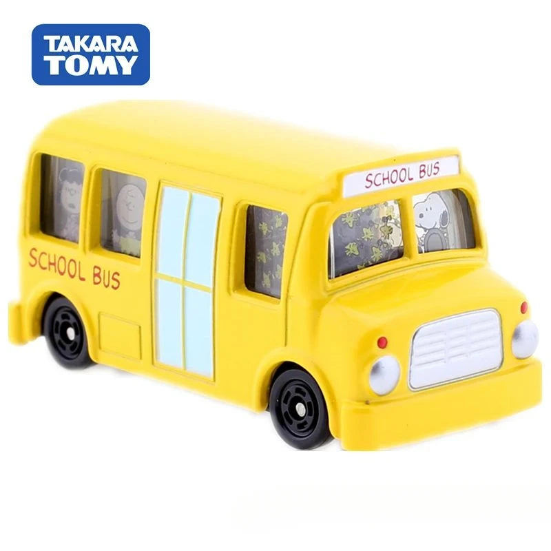 TAKARA TOMY Tomica NO.154 Snoopy School Bus Alloy Car Dream Series