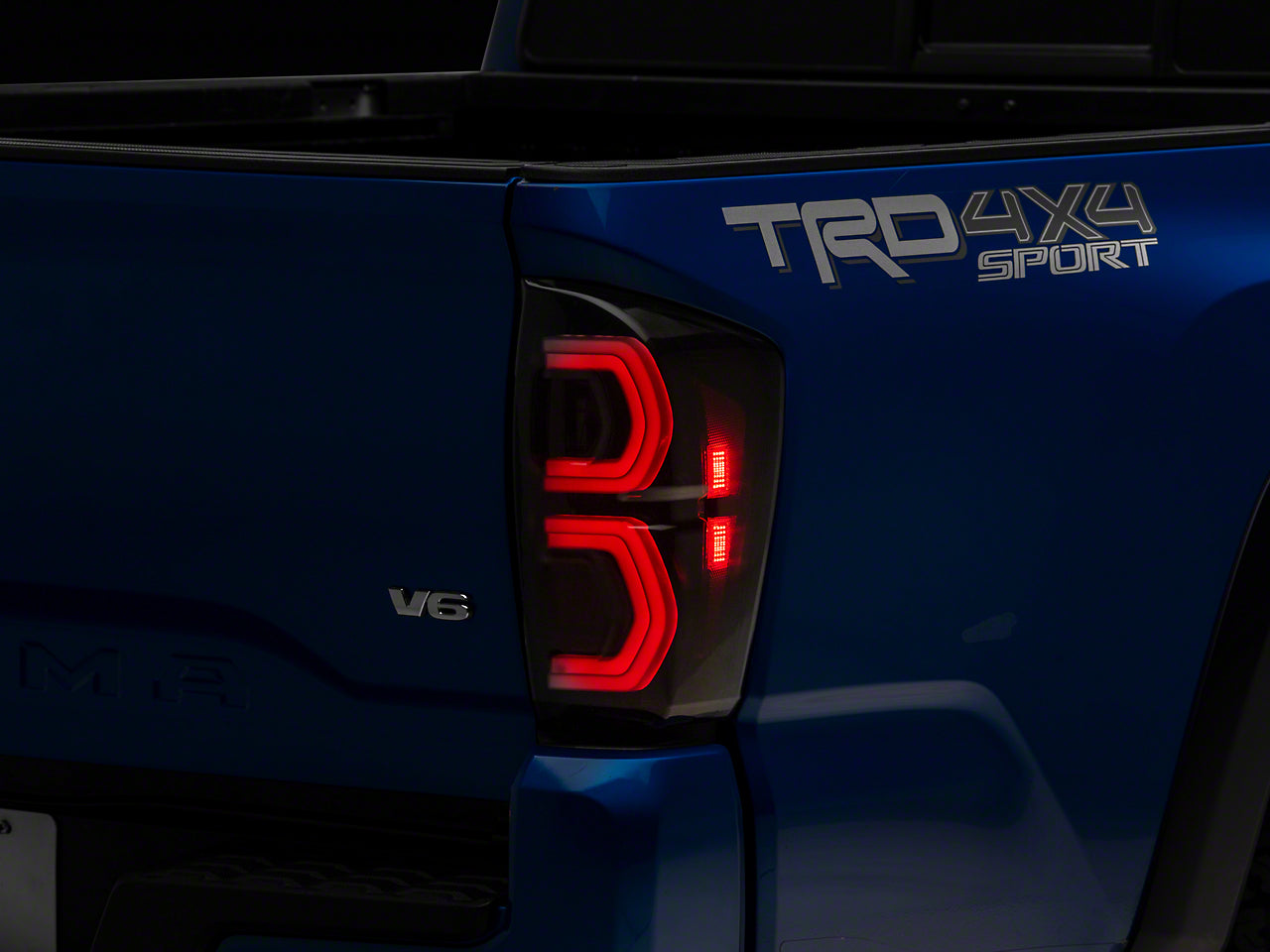 Raxiom Deuce LED Tail Lights